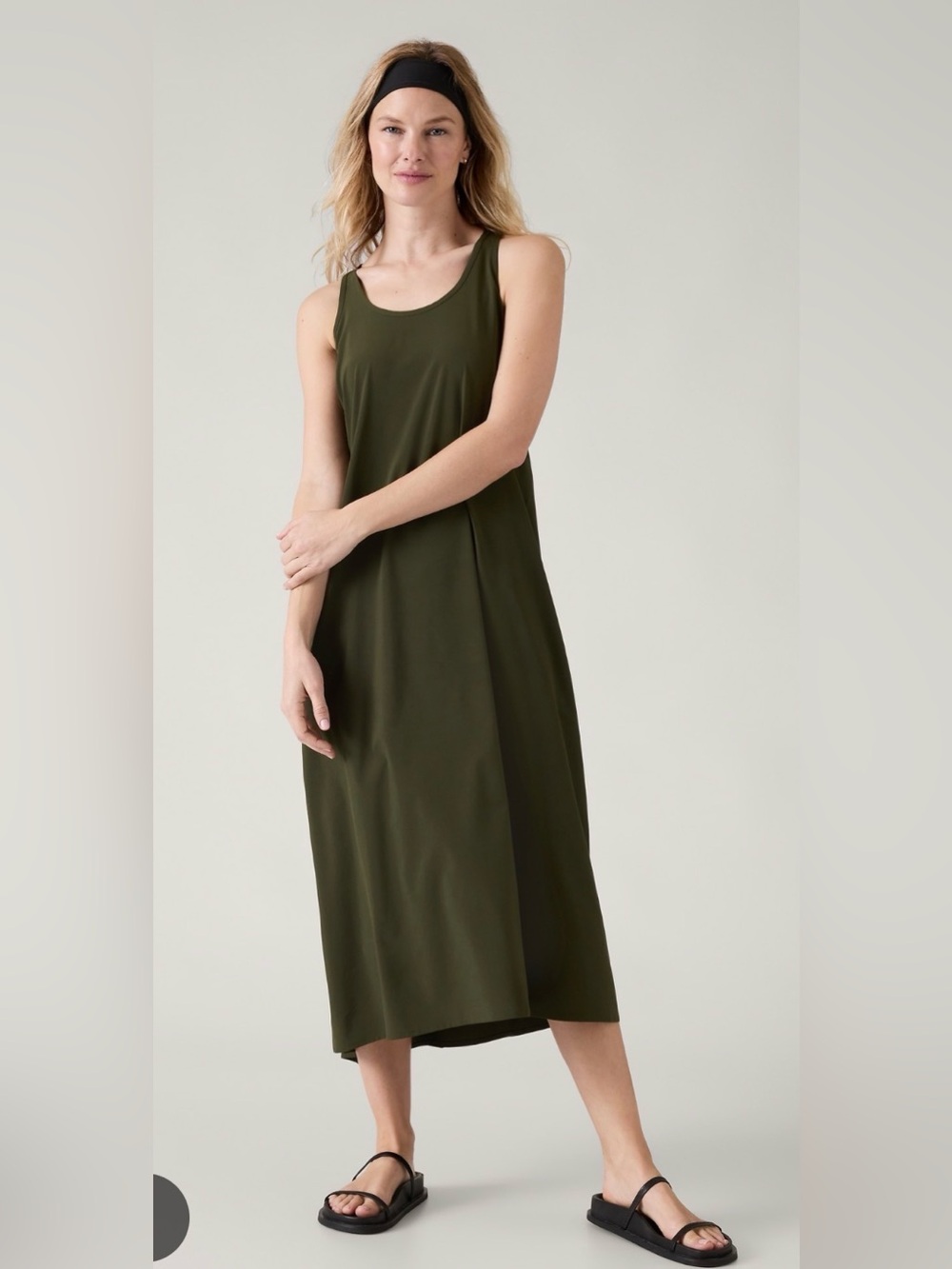 Athleta Presidio Traveler olive green maxi dress S